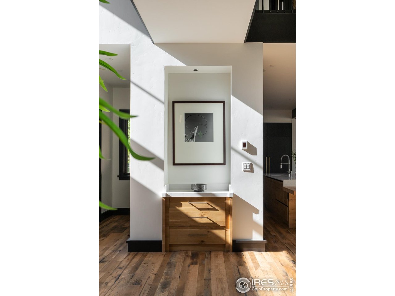 12357 North 75th Street Longmont, CO 80503 - Photo 8 of 49 a bathroom with a sink and mirror