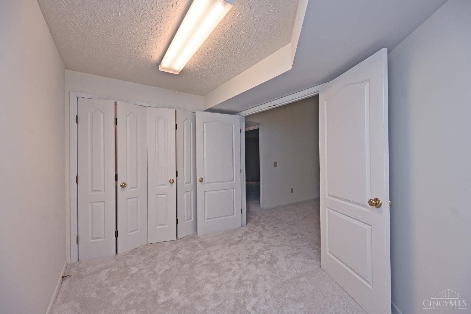 7905 Ramble View, Unit 301 Cincinnati, OH 45231 - Photo 21 of 44