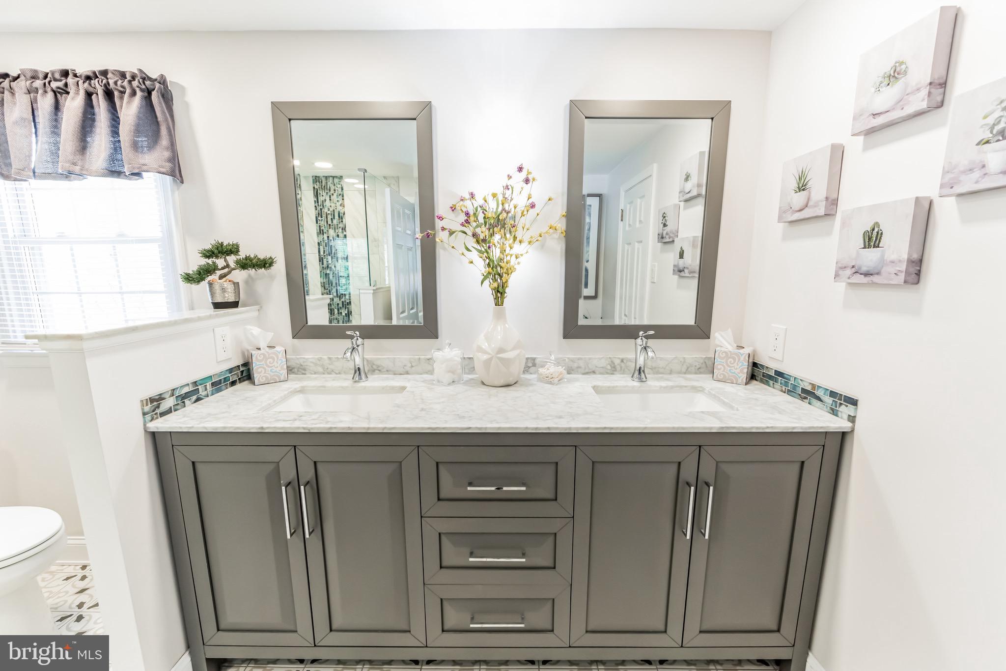 355 Peck Road Downingtown, PA 19335 - Photo 17 of 32 Master bath double vanity