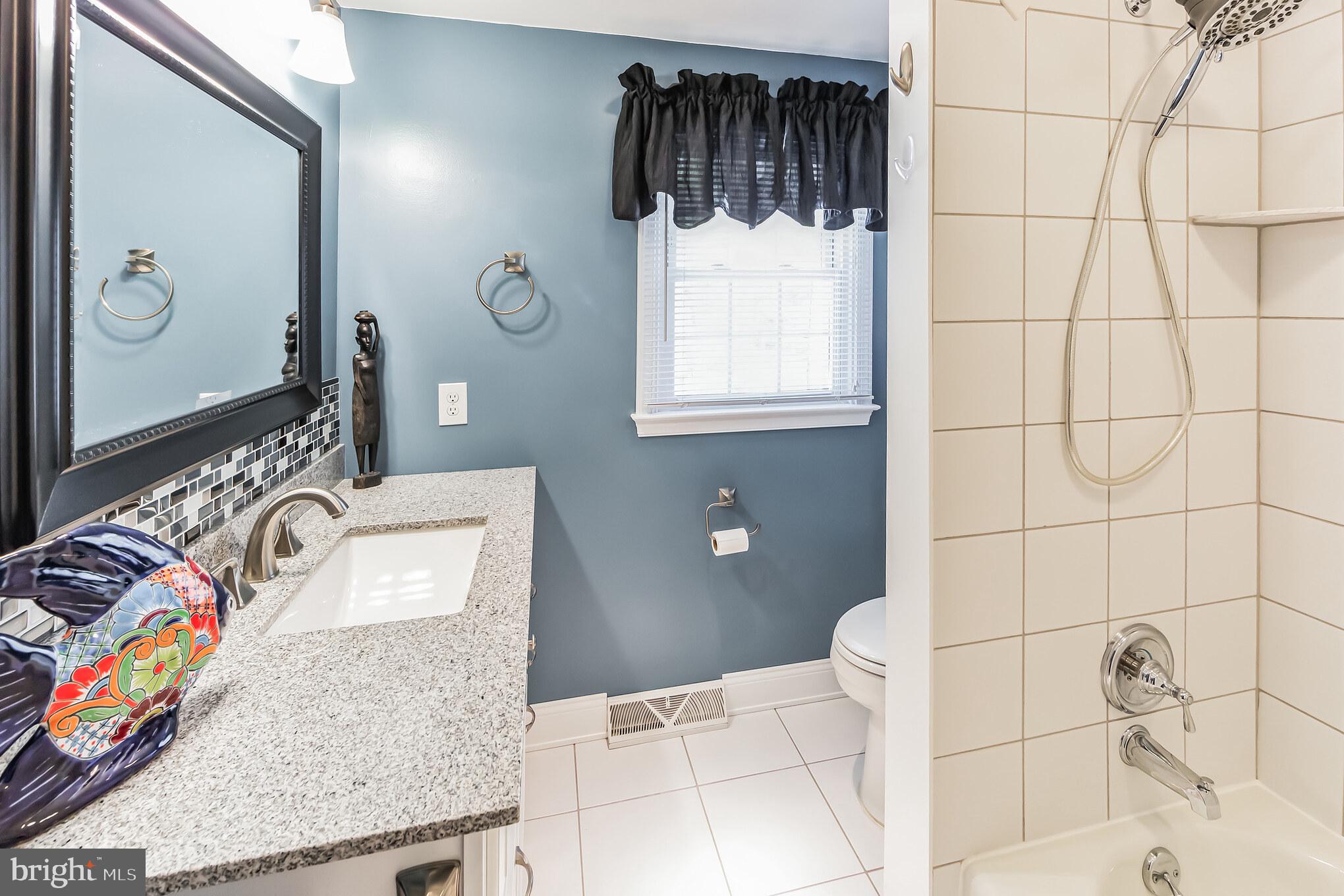 355 Peck Road Downingtown, PA 19335 - Photo 21 of 32 Hall Bath