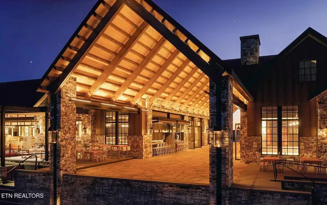 $899,000 | Countryside Court, Guild, TN 37340