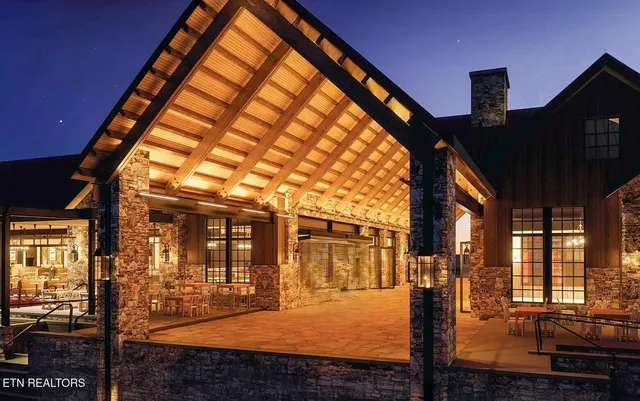 $899,000 | Countryside Court, Guild, TN 37340