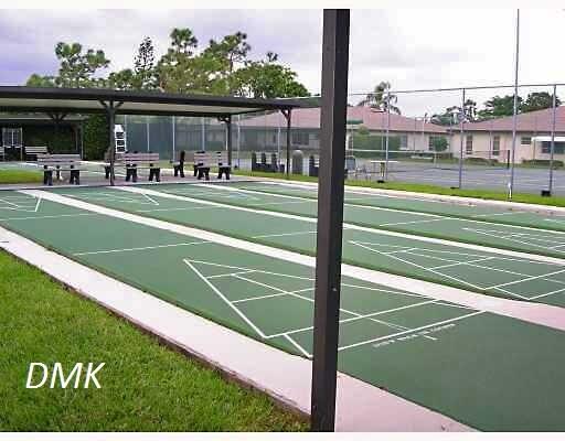 5031 Nesting Way, Unit D Delray Beach, FL 33484 - Photo 29 of 35 Shuffle board courts HP3 W