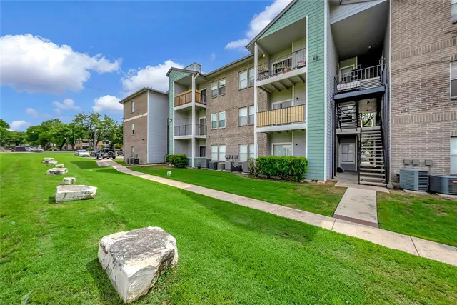 $174,500 | 12166 Metric Boulevard, Unit 2011, Austin, TX 78758