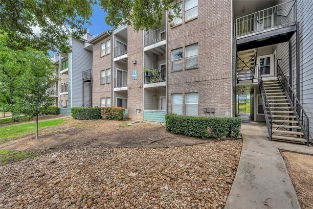 $174,500 | 12166 Metric Boulevard, Unit 2011, Austin, TX 78758