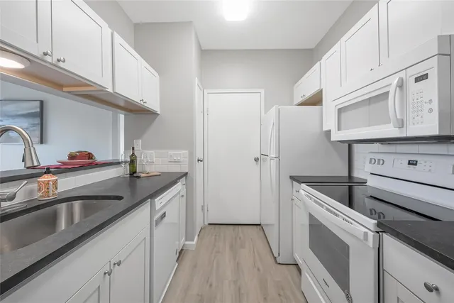 $174,500 | 12166 Metric Boulevard, Unit 2011, Austin, TX 78758