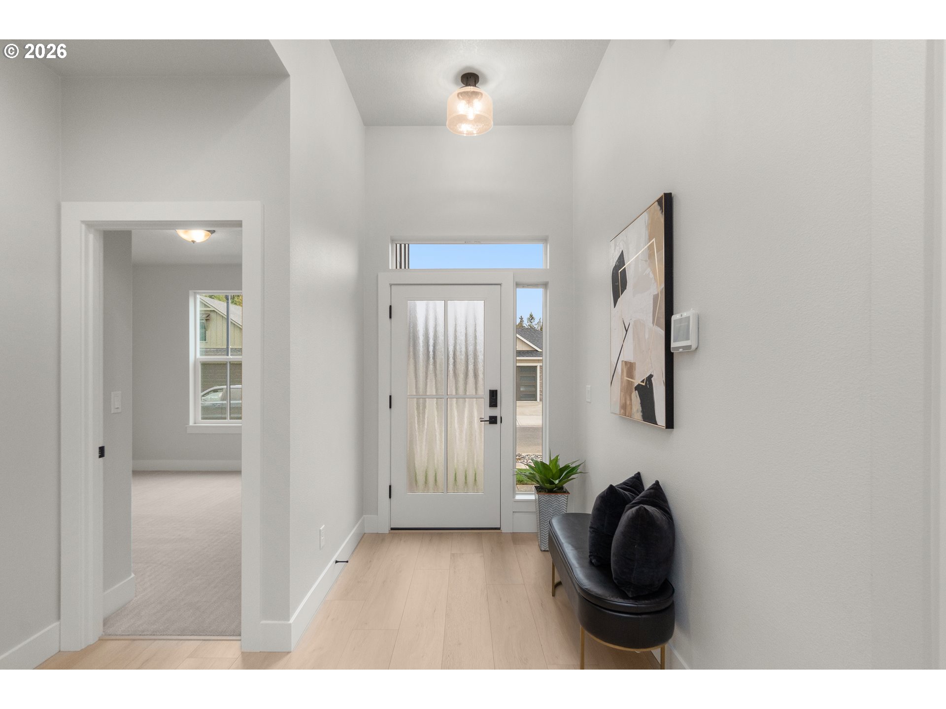 1128 North 41st Place Ridgefield, WA 98642 - Photo 2 of 16 Entrance/Foyer