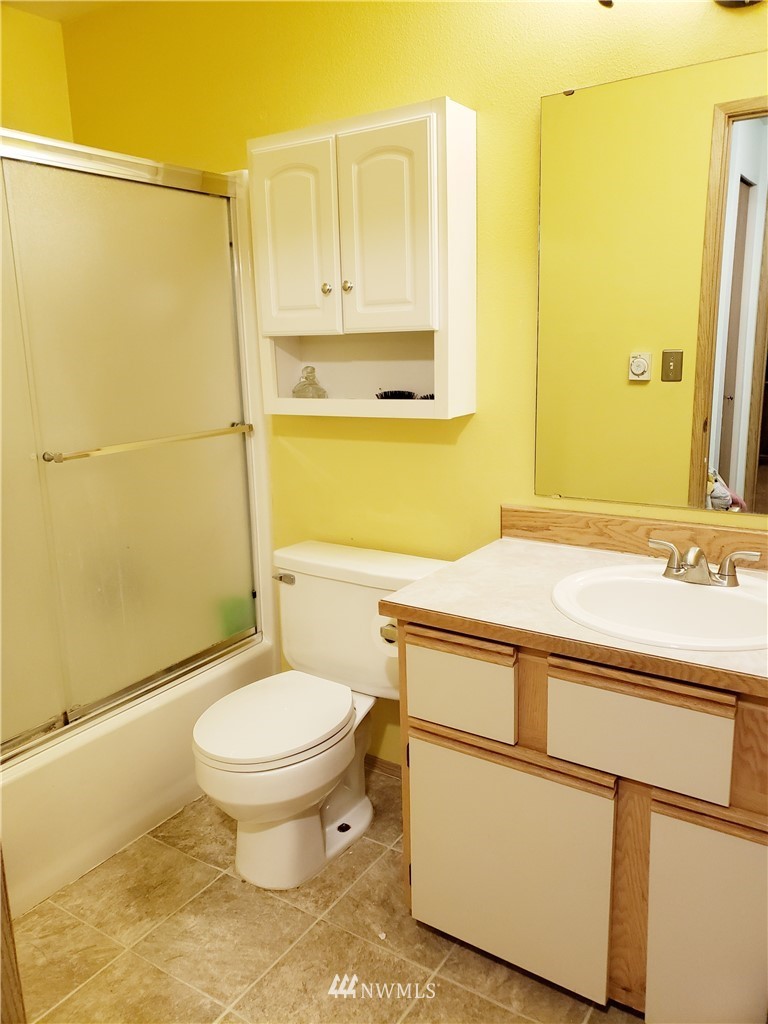 2516 Perry Avenue Bremerton, WA 98310 - Photo 17 of 20 Gallery Image 17