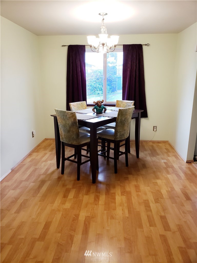 2516 Perry Avenue Bremerton, WA 98310 - Photo 10 of 20 Gallery Image 10