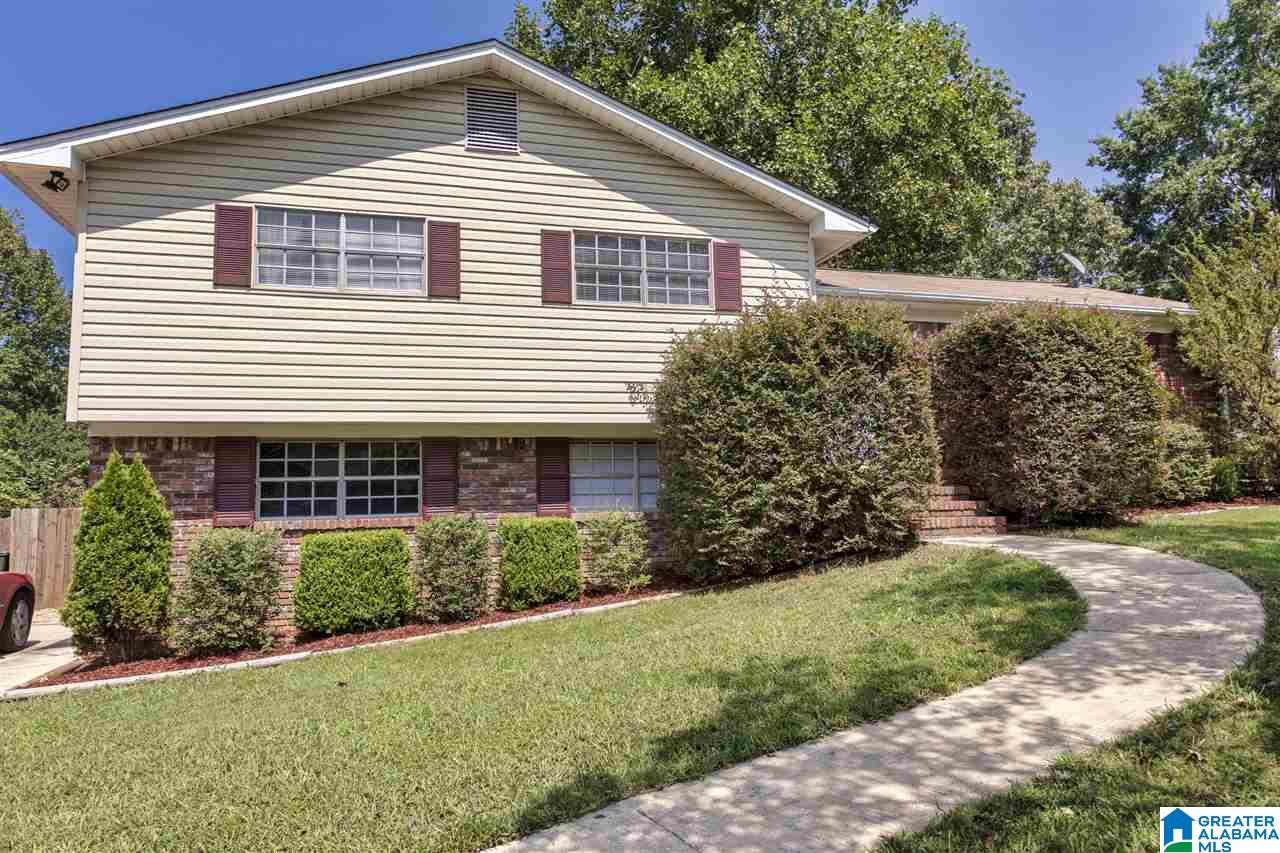 409 Wilderness Road Pelham, AL 35124 - Photo 1 of 43 Gallery Image 1