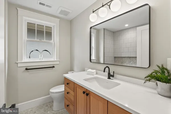 $1,695,000 | 48 Murray Avenue, Annapolis, MD 21401