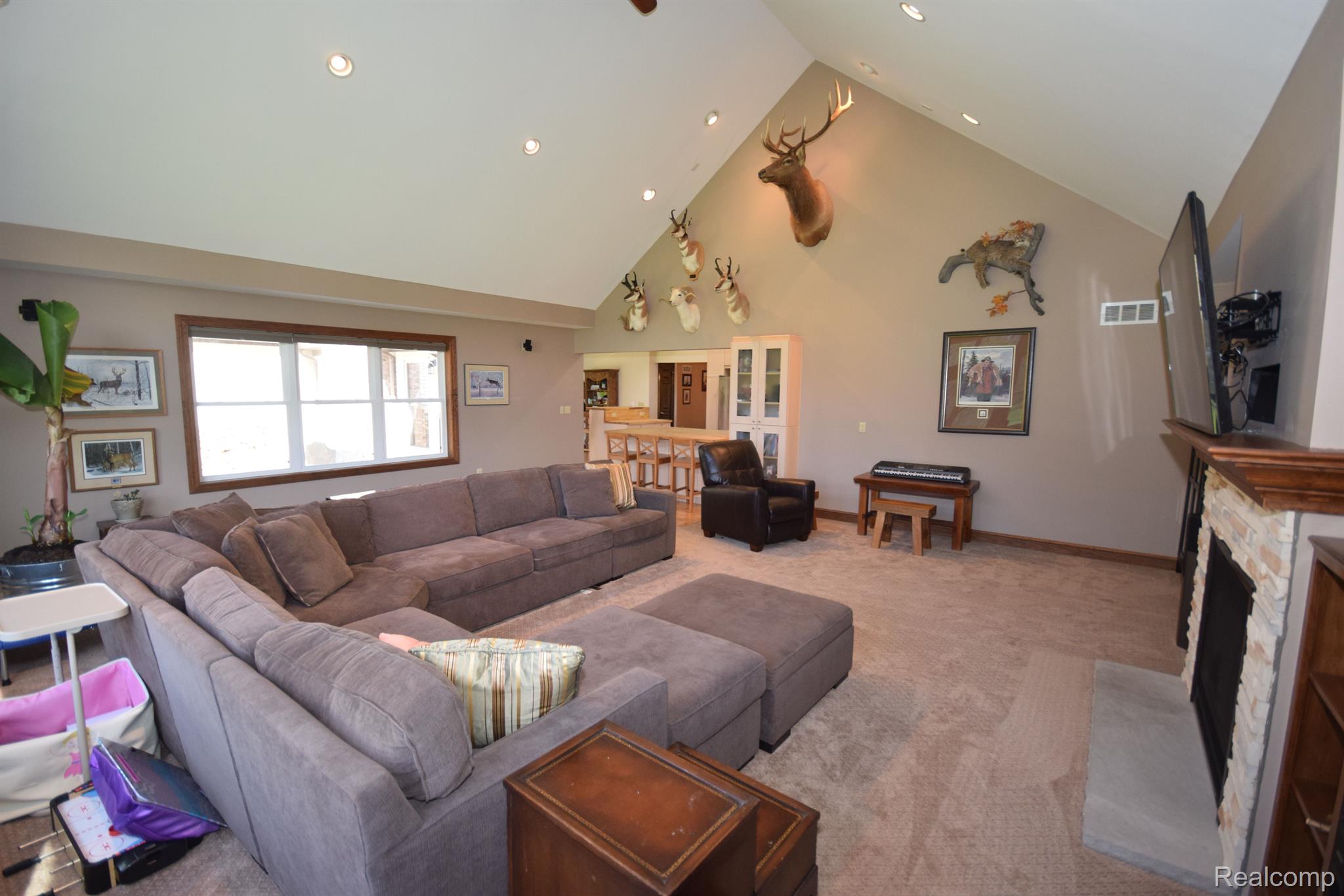 1525 Reid Road Flint, MI 48507 - Photo 12 of 41 Gallery Image 12