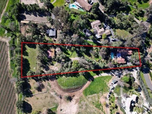 $1,275,000 | 7239 Vía Mariposa Sur, Bonsall, CA 92003