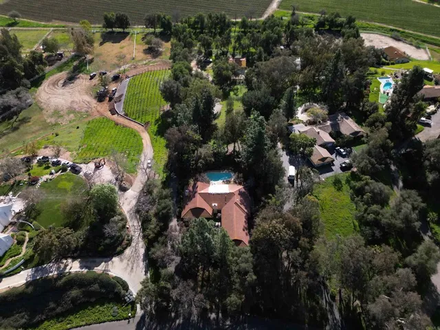 $1,275,000 | 7239 VÃa Mariposa Sur, Bonsall, CA 92003