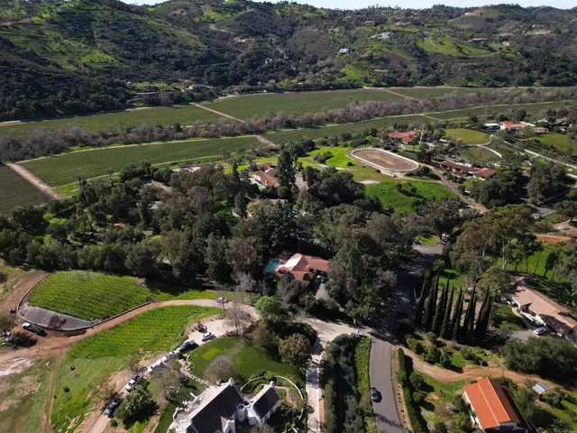 $1,275,000 | 7239 VÃa Mariposa Sur, Bonsall, CA 92003