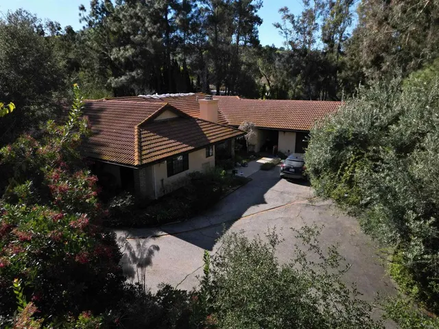 $1,275,000 | 7239 VÃa Mariposa Sur, Bonsall, CA 92003