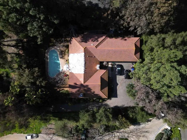 $1,275,000 | 7239 VÃa Mariposa Sur, Bonsall, CA 92003