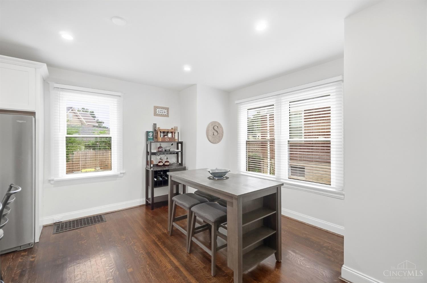 6224 Kincaid Road Cincinnati, OH 45213 - Photo 13 of 38 Gallery Image 13