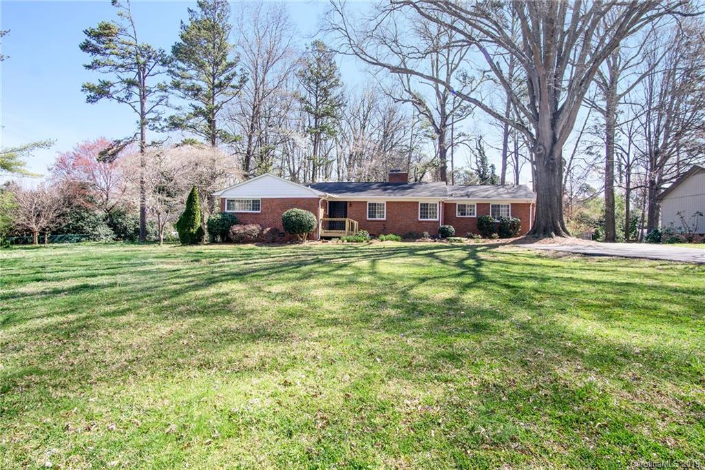 6604 Williams Road, Unit J Charlotte, NC 28215 - Photo 1 of 30 Gallery Image 1