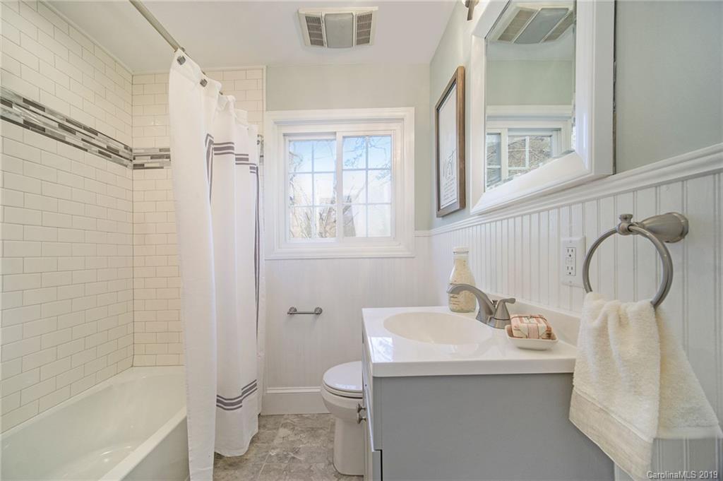 6604 Williams Road, Unit J Charlotte, NC 28215 - Photo 19 of 30 Gallery Image 19