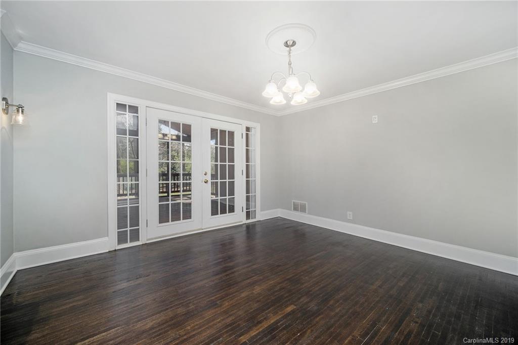 6604 Williams Road, Unit J Charlotte, NC 28215 - Photo 9 of 30 Gallery Image 9