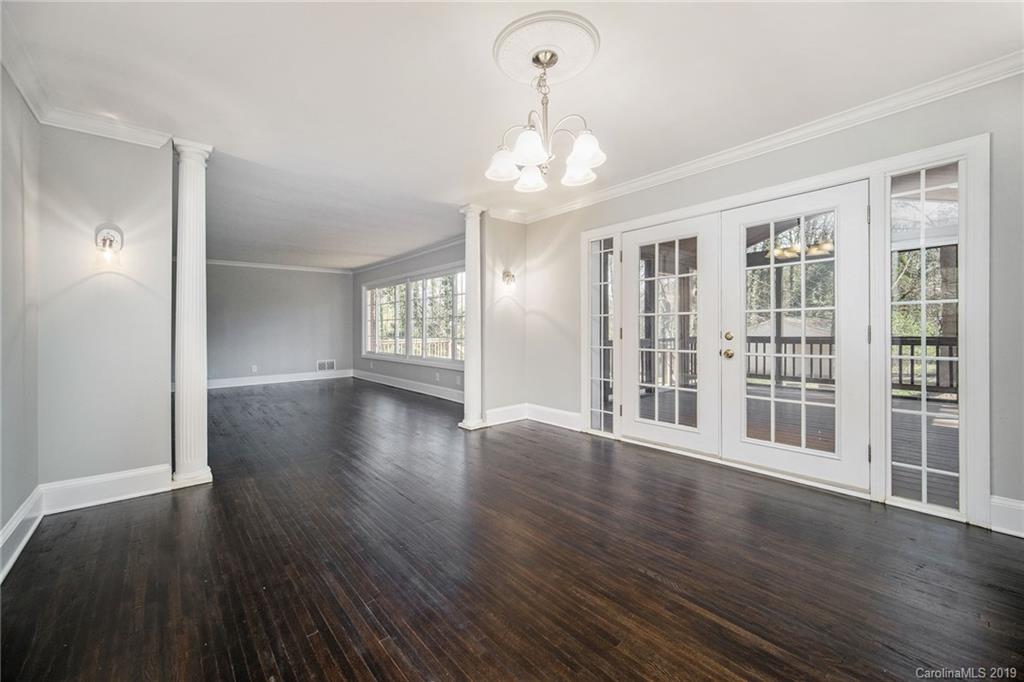 6604 Williams Road, Unit J Charlotte, NC 28215 - Photo 10 of 30 Gallery Image 10