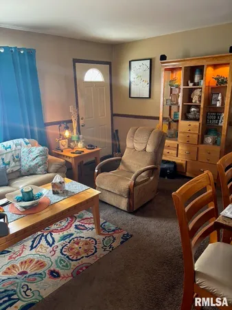 $89,000 | 3912 North St Joseph's Court, Peoria Heights, IL 61616