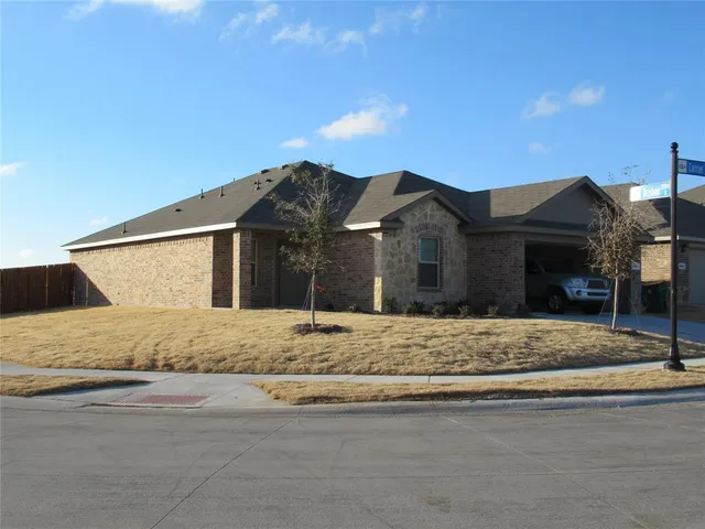 $2,290 | 2301 Carrier Drive, Fate, TX 75189
