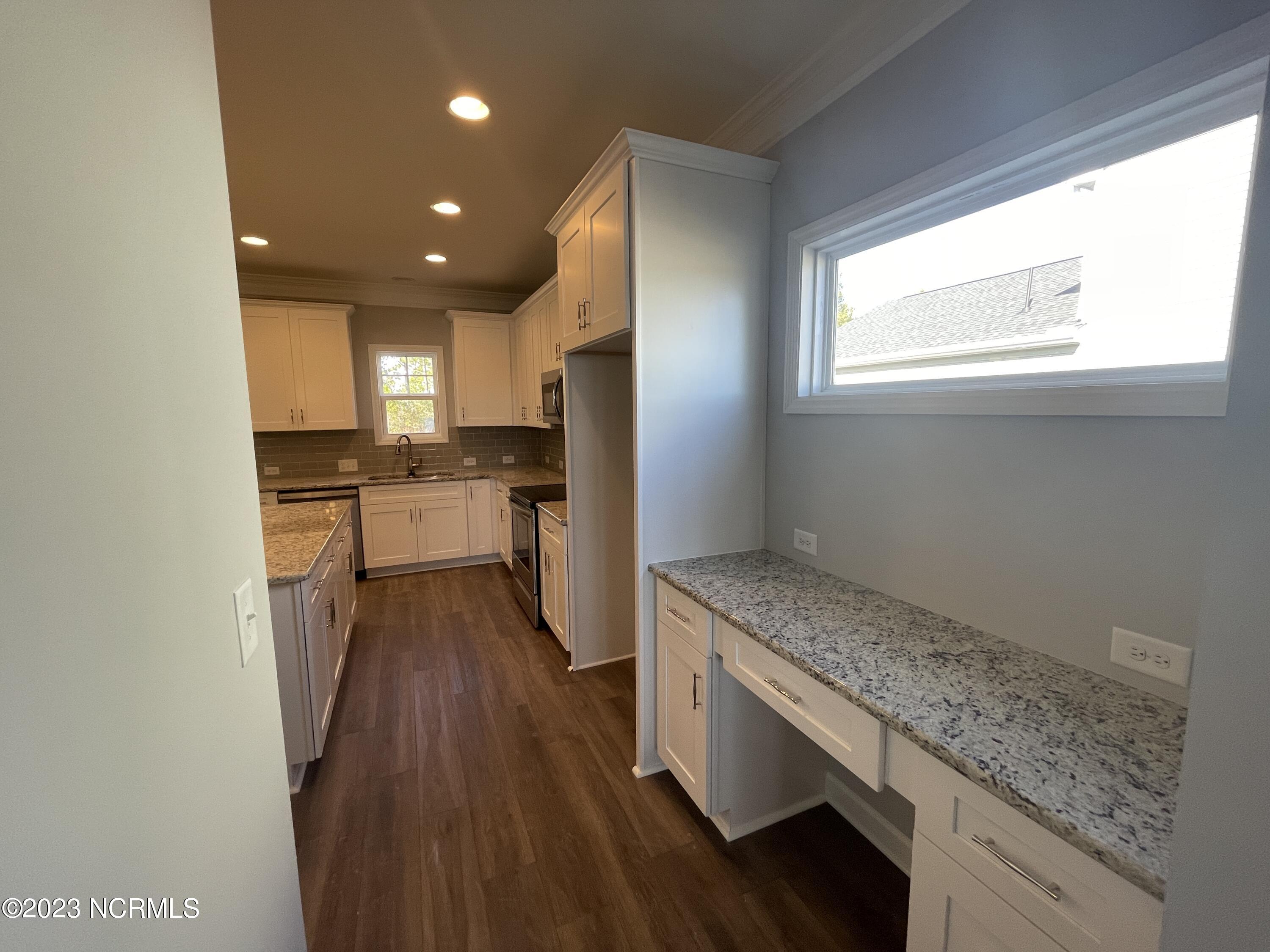 584 Transom Way Holly Ridge, NC 28445 - Photo 5 of 25 IMG_1472-preview