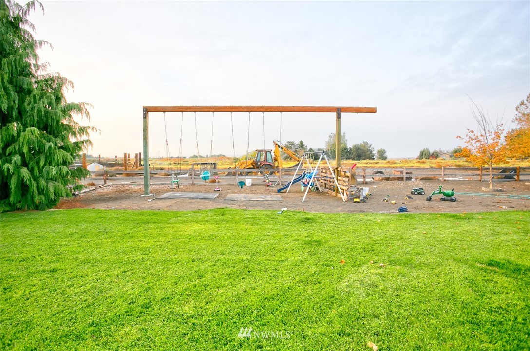 5298 North Frontage Road Northeast Ephrata, WA 98823 - Photo 6 of 25 Gallery Image 6
