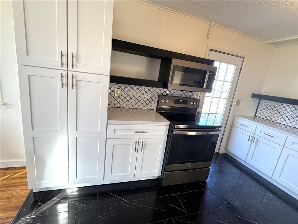 12915 Northwest Porter Road Kansas City, MO 64152 - Photo 11 of 22