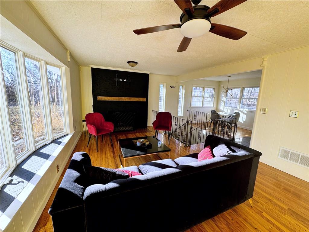 12915 Northwest Porter Road Kansas City, MO 64152 - Photo 4 of 22