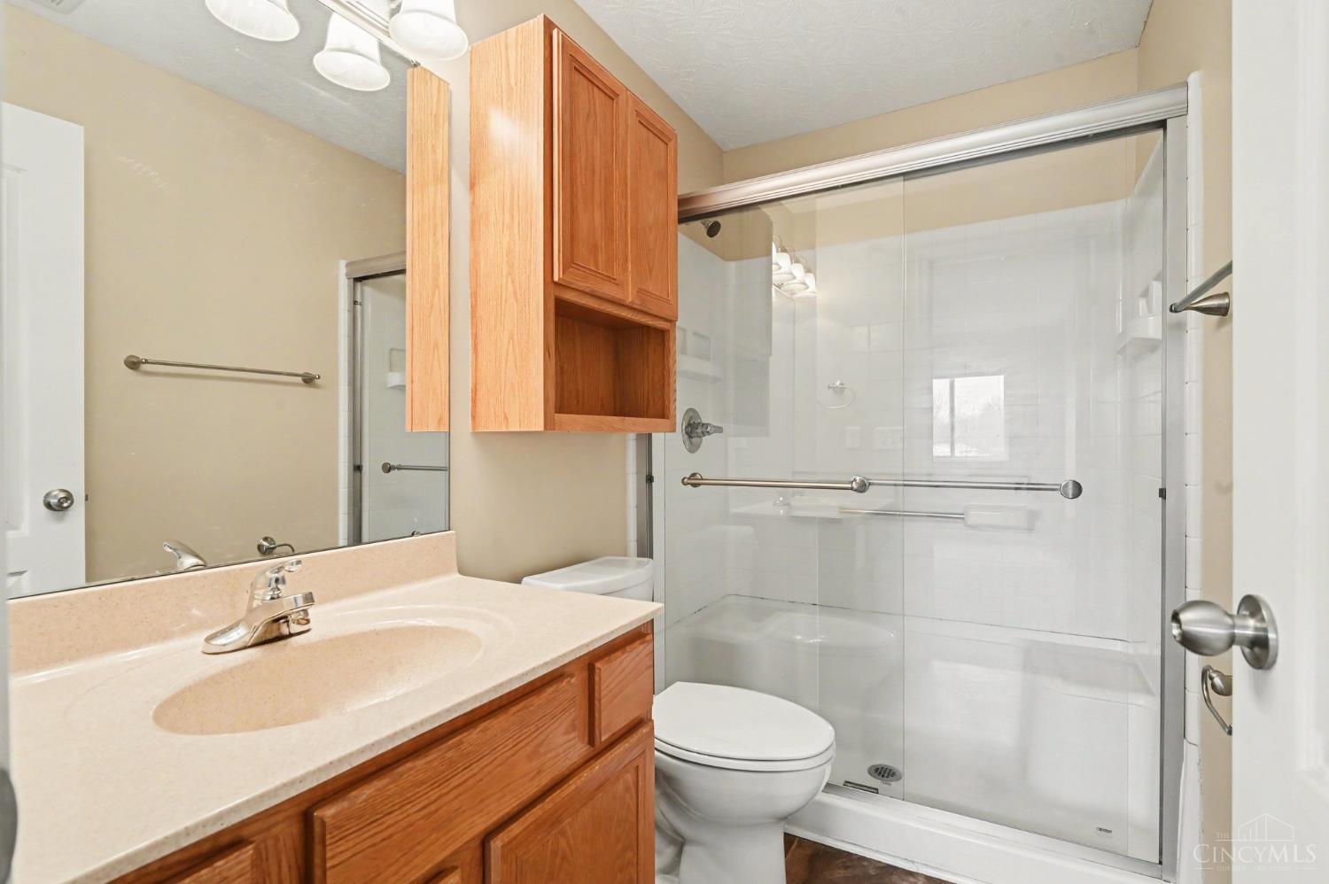 3414 North Bend Road, Unit 7 Cincinnati, OH 45247 - Photo 8 of 13 Gallery Image 8