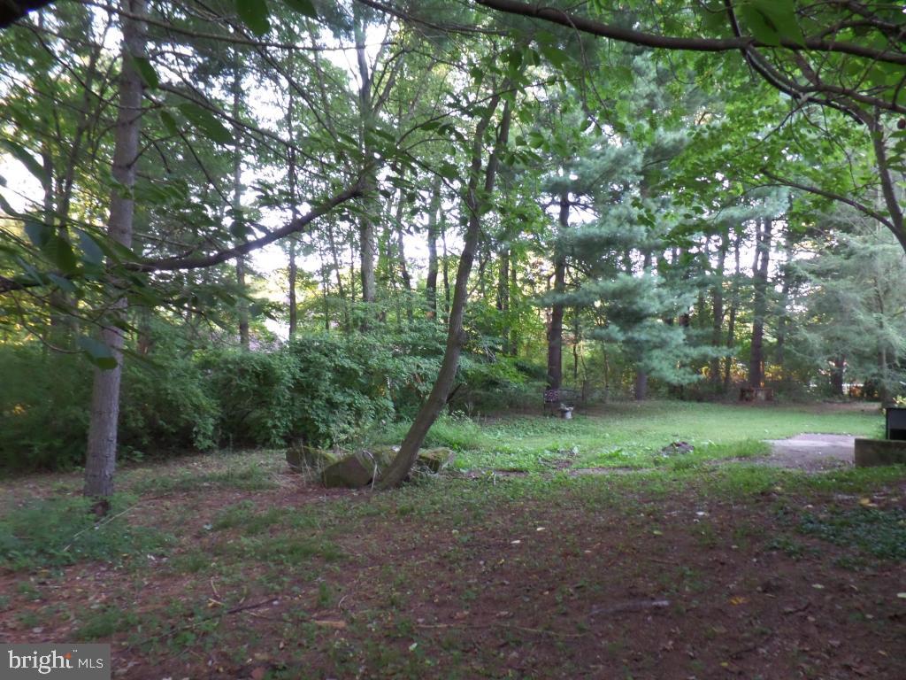 201 Timber Road Lebanon, PA 17042 - Photo 13 of 26 Gallery Image 13