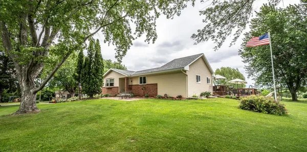 $729,900 | 24854 Lewiston Boulevard, Hampton, MN 55031