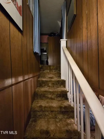 $275,000 | 123 McMahan Gibbs Road, Roan Mountain, TN 37687