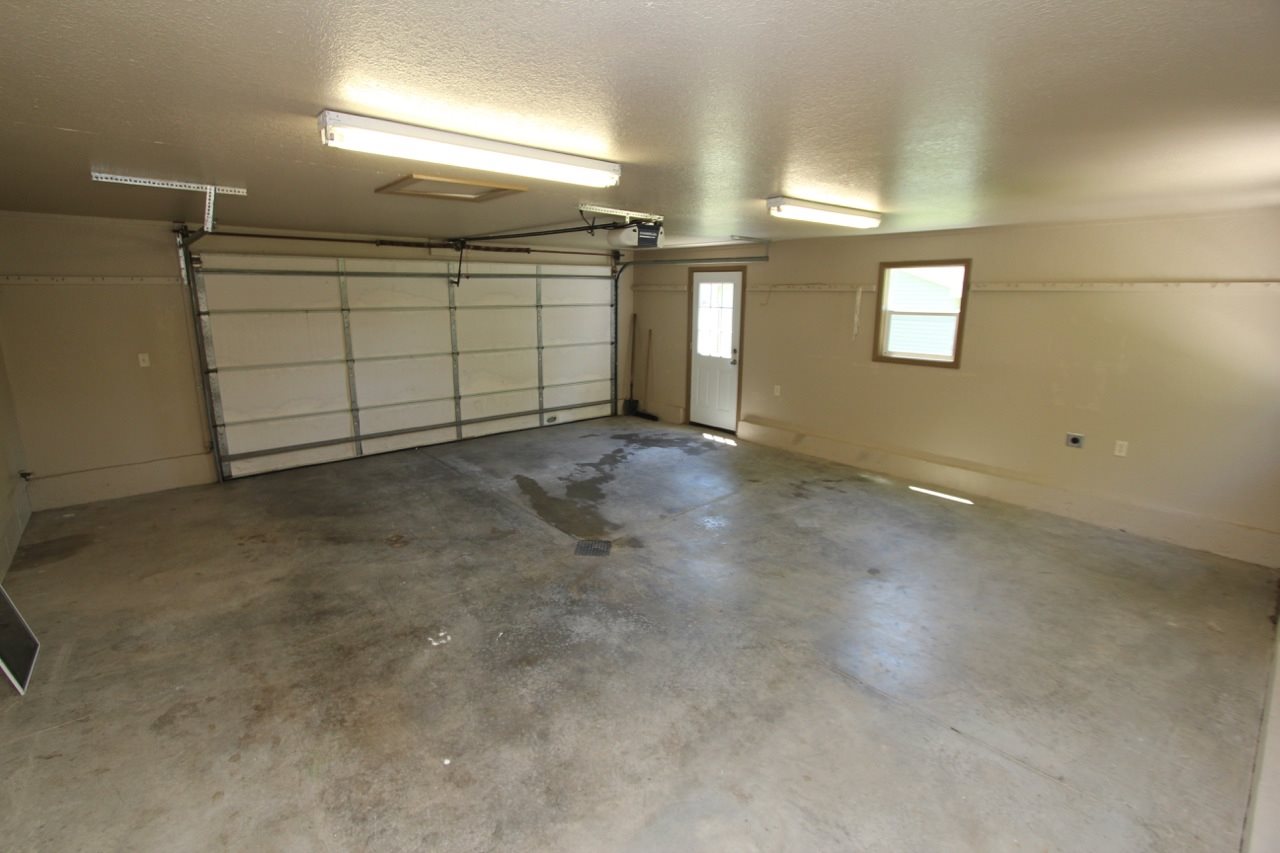 12639 Spencerville Road Harlan, IN 46743 - Photo 32 of 32 Gallery Image 32