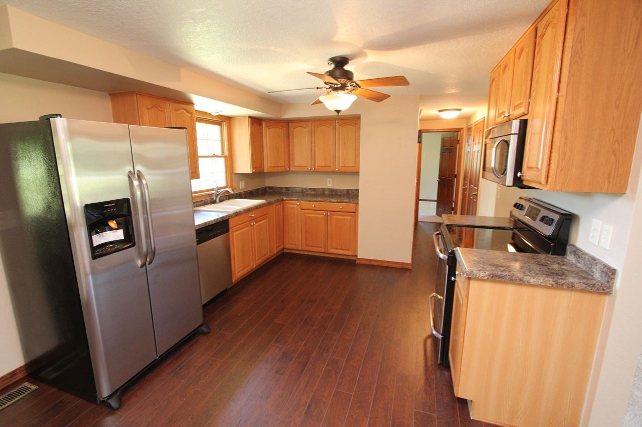 12639 Spencerville Road Harlan, IN 46743 - Photo 7 of 32 Gallery Image 7