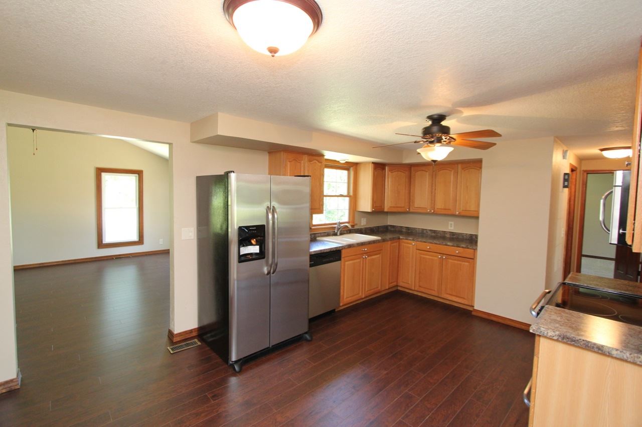 12639 Spencerville Road Harlan, IN 46743 - Photo 8 of 32 Gallery Image 8