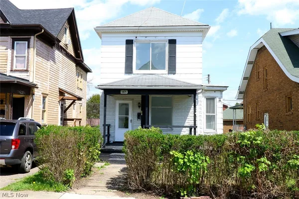 $84,900 | 1405 Oregon Avenue, Steubenville, OH 43952