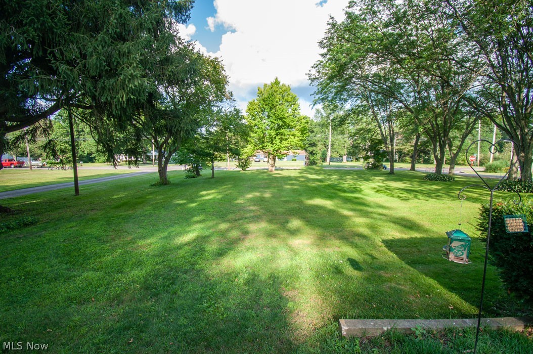 700 Southeast North Road Southeast Warren, OH 44484 - Photo 4 of 35 Gallery Image 4