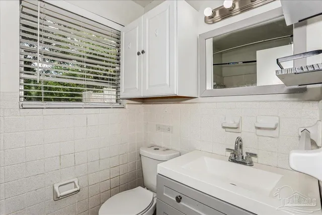 $185,000 | 918 East Montclair Road, Pensacola, FL 32505