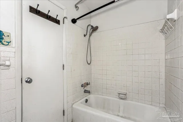 $185,000 | 918 East Montclair Road, Pensacola, FL 32505