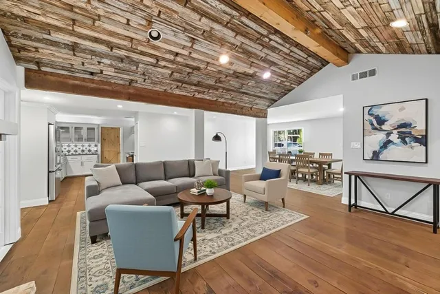 $535,000 | 7804 Phoenix Pass, Austin, TX 78737