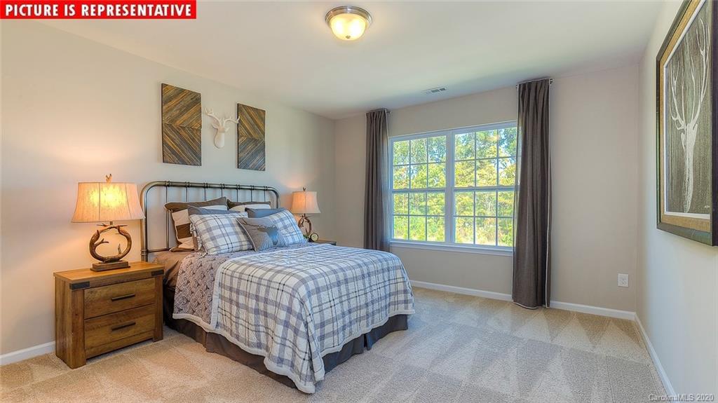 4905 Traynor Road Charlotte, NC 28216 - Photo 17 of 29 Gallery Image 17
