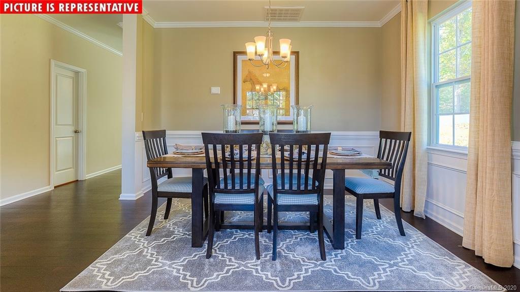 4905 Traynor Road Charlotte, NC 28216 - Photo 5 of 29 Gallery Image 5