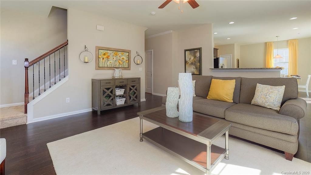 4905 Traynor Road Charlotte, NC 28216 - Photo 6 of 29 Gallery Image 6