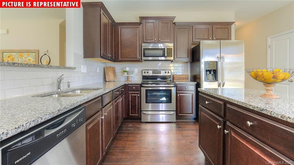 4905 Traynor Road Charlotte, NC 28216 - Photo 8 of 29 Gallery Image 8