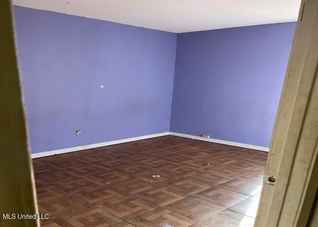 $68,900 | 5603 Highway 7, Waterford, MS 38685