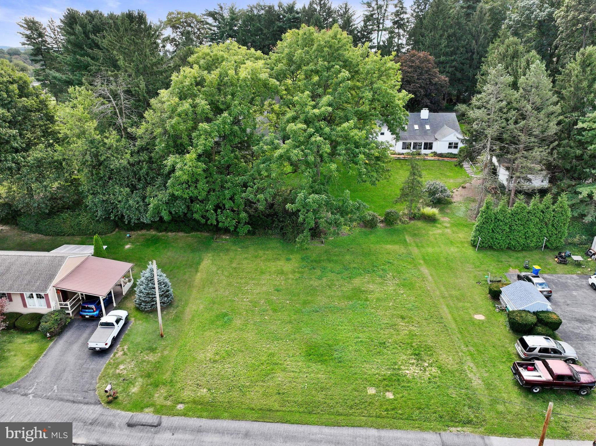 605 Hillcrest Road York, PA 17403 - Photo 3 of 9 Gallery Image 3